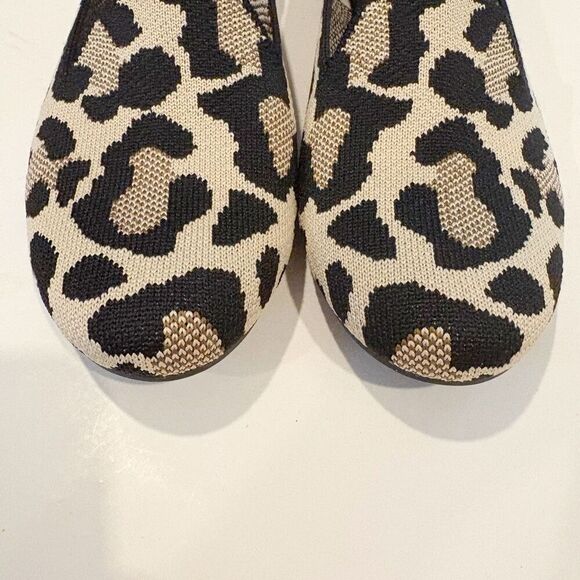 NWT Rothy’s The Flat Size 8.5 Desert Cat Leopard Slip On Shoe - Picture 3 of 6